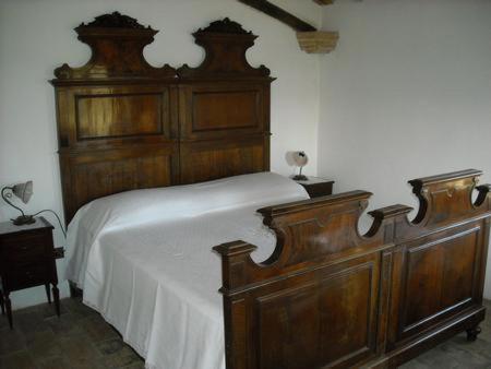 Bed and Breakfast Cascinale La Mimosa Cupramontana Exterior foto